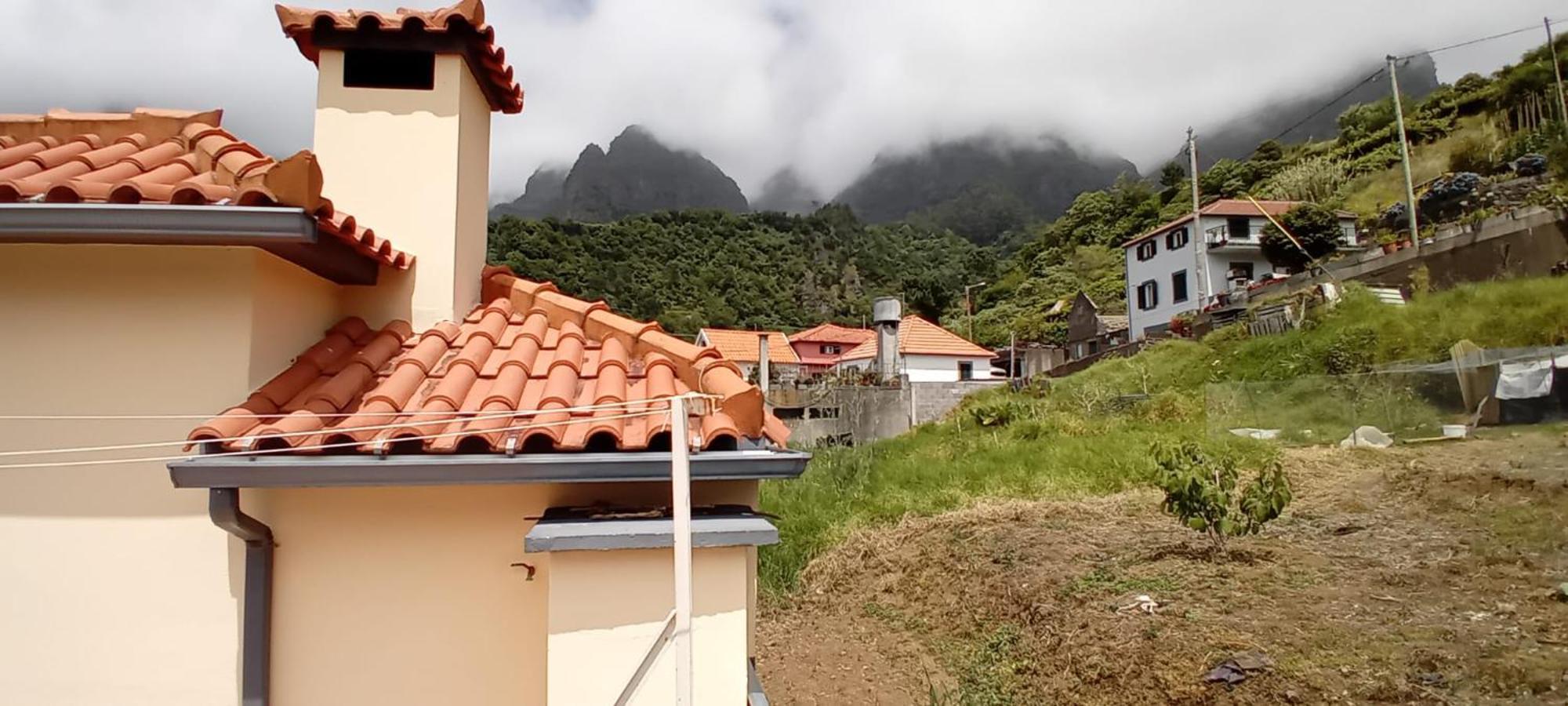 Vitorio'S Guesthouse São Vicente Dış mekan fotoğraf