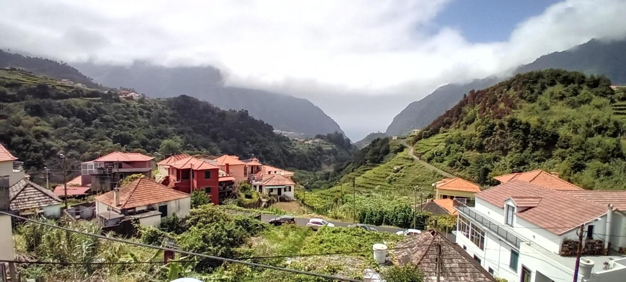 Vitorio'S Guesthouse São Vicente Dış mekan fotoğraf