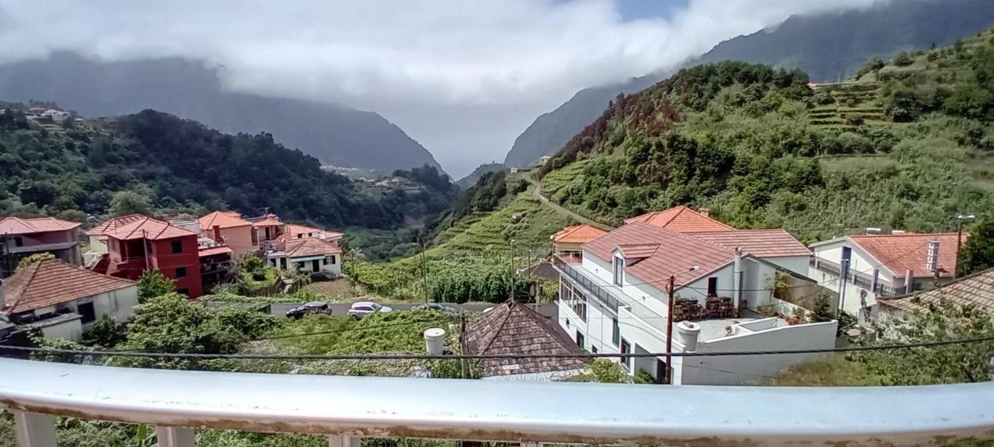 Vitorio'S Guesthouse São Vicente Dış mekan fotoğraf